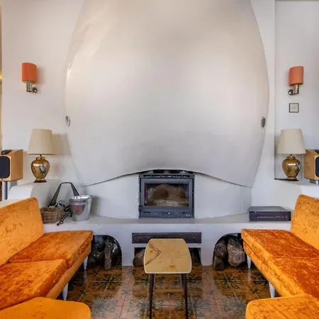 Villa Spectacular Mid-century With Astonishing Views Of Civenna
