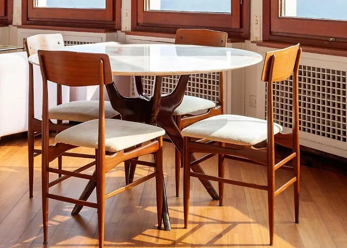 Spectacular Mid-century With Astonishing Views Of Villa *